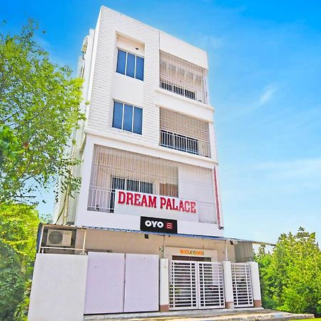Super Hotel O Ruby Near Acropolis Mall كولكاتا المظهر الخارجي الصورة