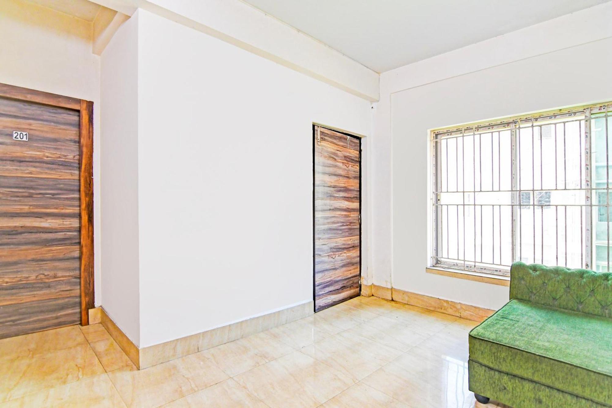 Super Hotel O Ruby Near Acropolis Mall كولكاتا المظهر الخارجي الصورة